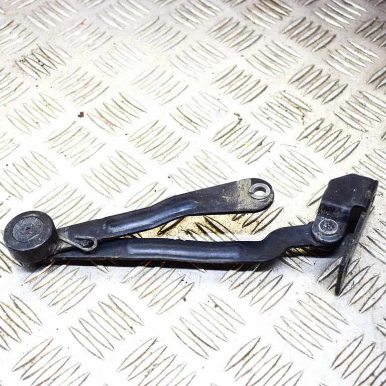 Tailgate/trunk/boot hinge – Volvo XC90 (2003-2006)