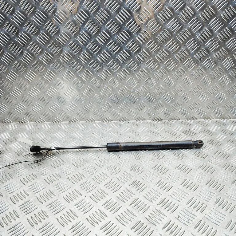 Tagaluugi gaasiamortisaator 8R0827552A