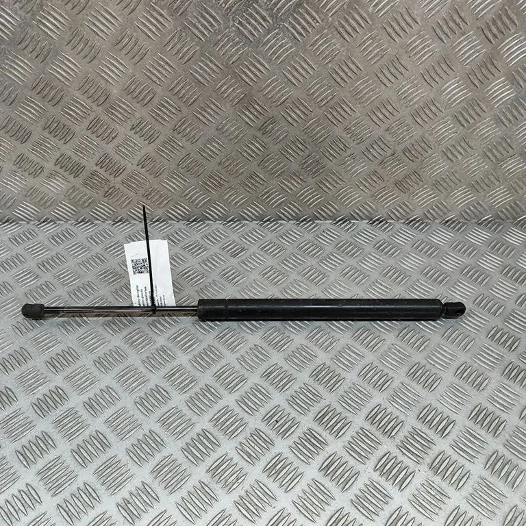 Aizmugurējā vāka amortizators 7M0827550G – Volkswagen Sharan (2001-2010)