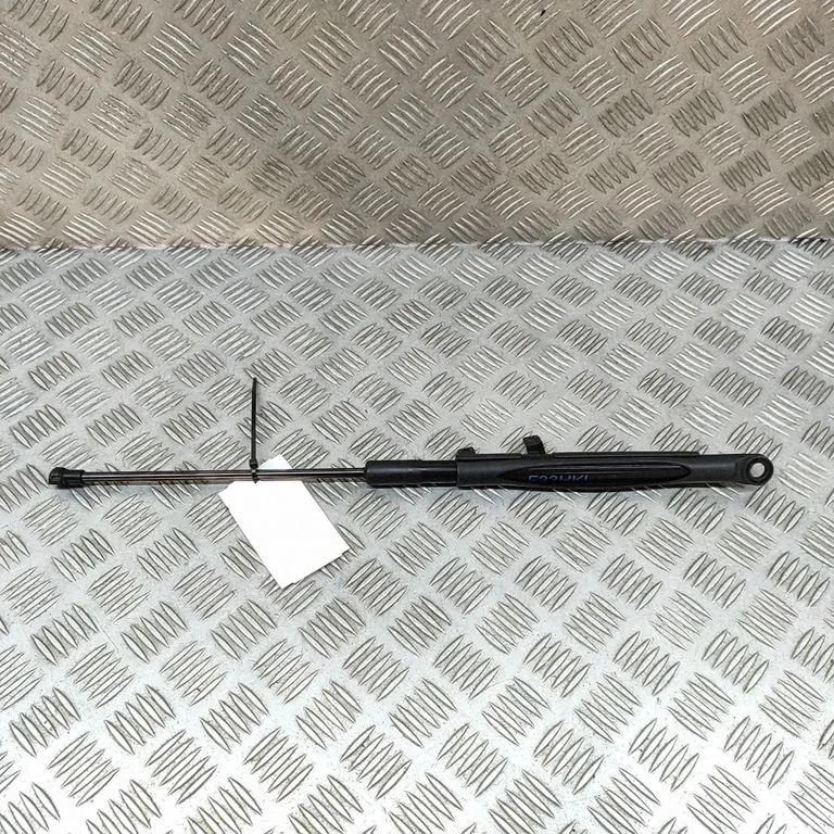 Aizmugurējā vāka amortizators – BMW 4. sērija F32 F33 (2013-2020)