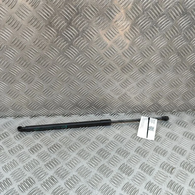 Tailgate/trunk strut/damper 5802A601
