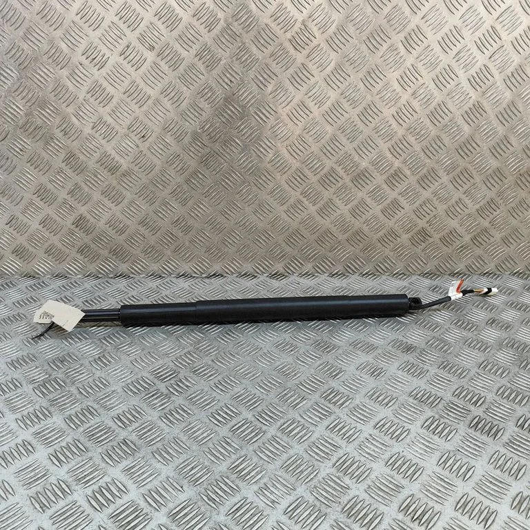 Aizmugurējā vāka amortizators – BMW 3. sērija G20 G21 (2019-)