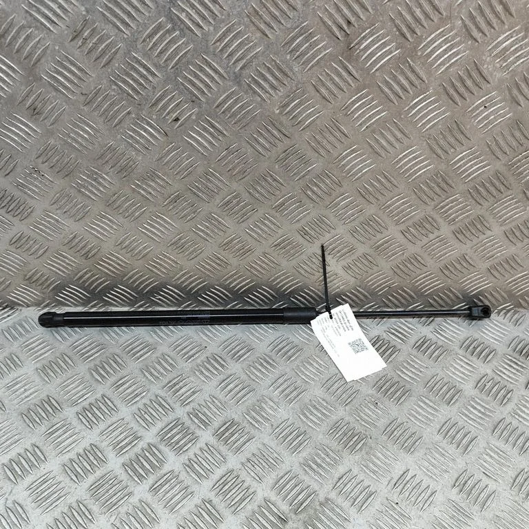 Aizmugurējā vāka amortizators 2GA827550C