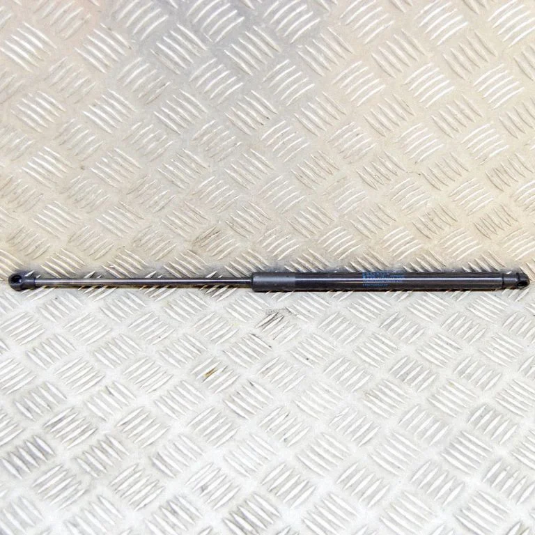 Aizmugurējā vāka amortizators – BMW Series 4 M4 F82 F83 (2014-2020)