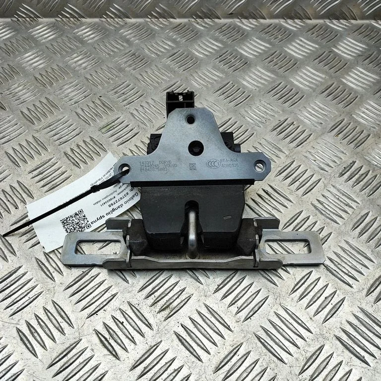 Aizmugurējā vāka slēdzene 31276686