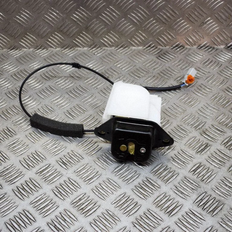 Tailgate/trunk/boot lock/catch/latch