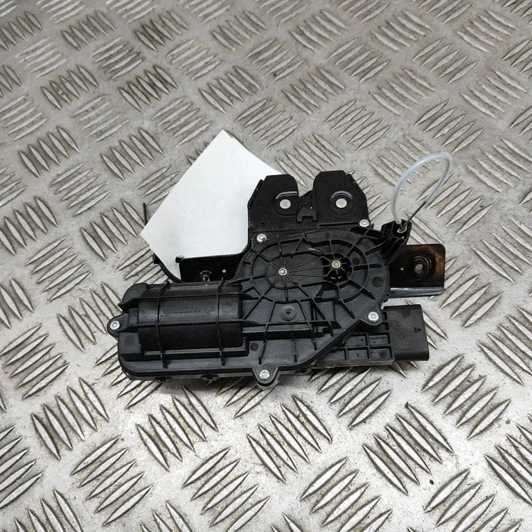 Tailgate/trunk/boot lock/catch/latch SA3F6305200A