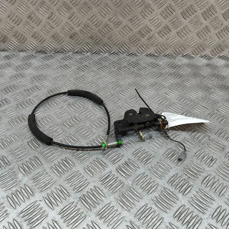 Aizmugurējā vāka slēdzene 6935014140