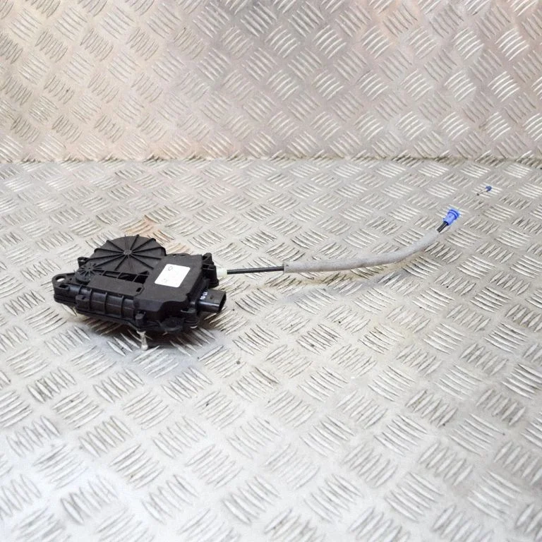 Aizmugurējā vāka piesaistes motors – Land Rover Range Rover Sport L494 (2013-)