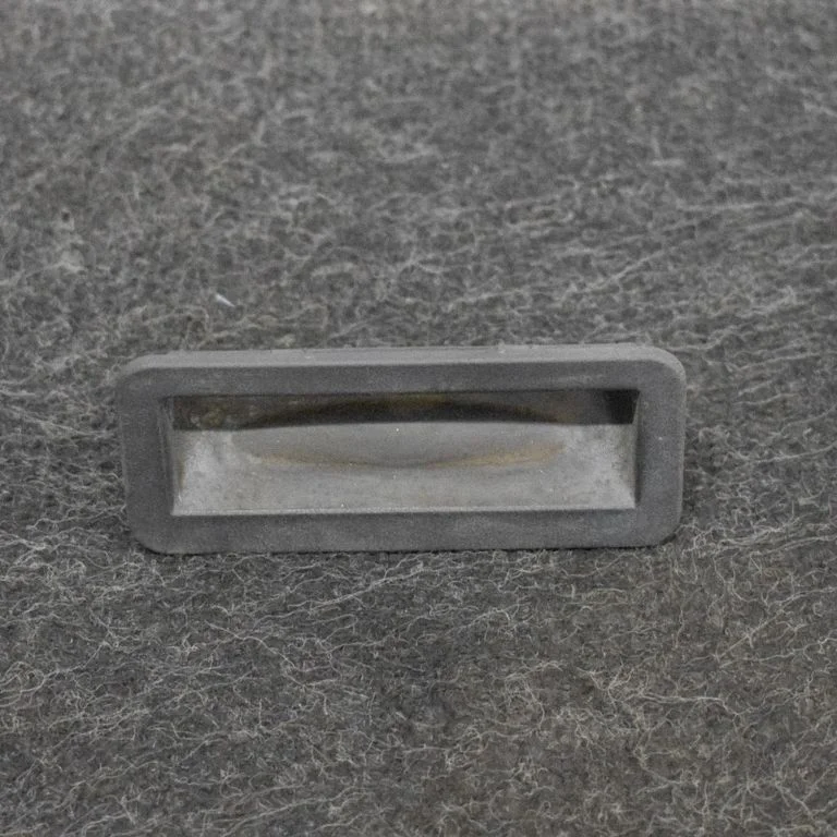 Aizmugurējā vāka atvēršanas rokturītis (ārējais) – Ford S-MAX (2006-2015)
