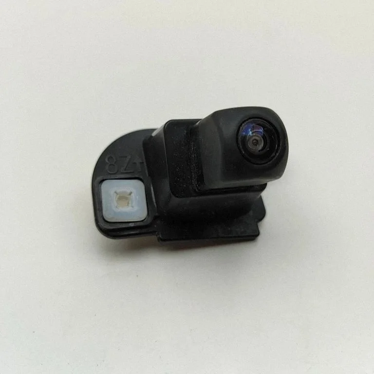 Atpakaļgaitas kamera 867900D130