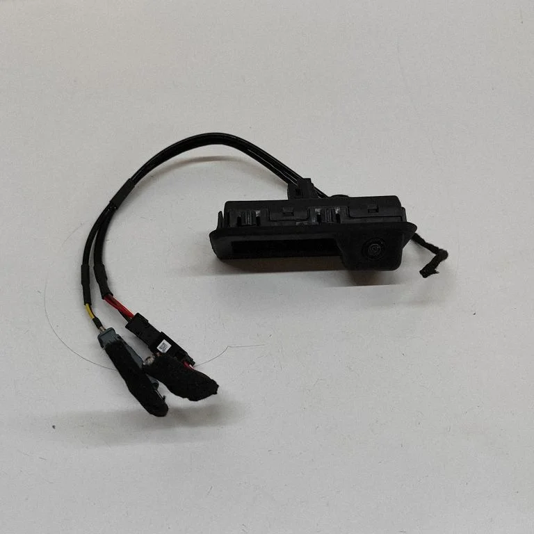 Atpakaļgaitas kamera 8W8827566D