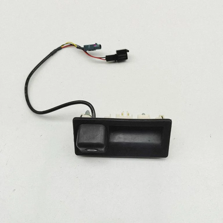 Tagurduskaamera 8V0827566