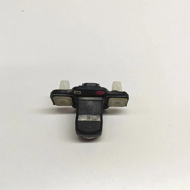 Reversing camera – Toyota RAV 4 (XA50) (2018-)