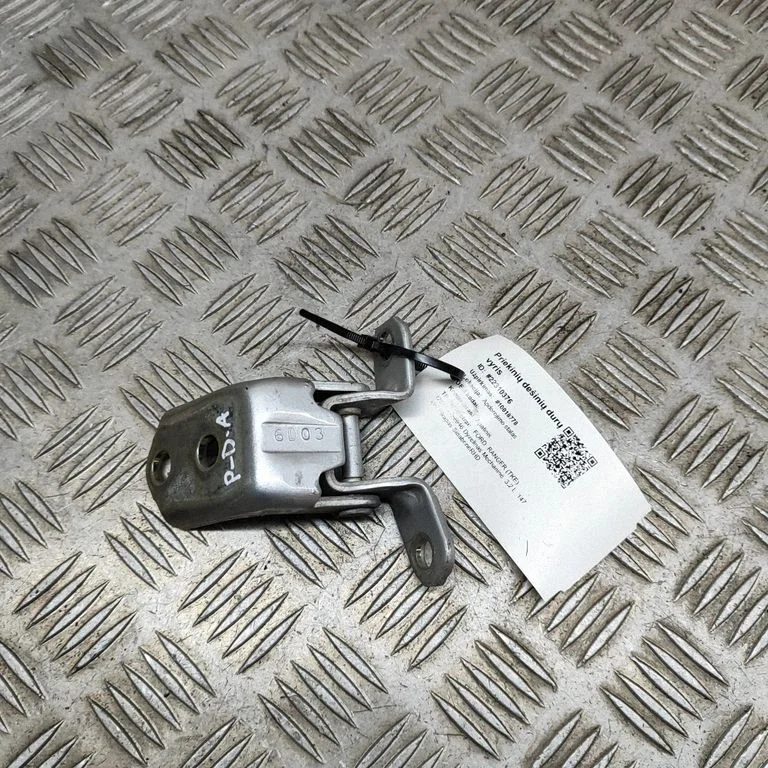 Priekšējā augšējā eņģe AB392122810AD