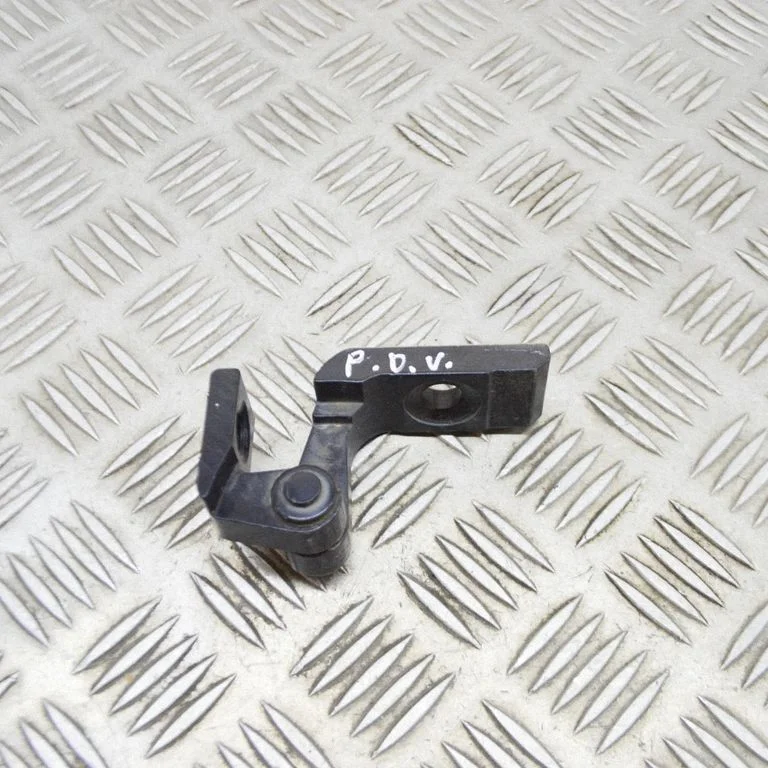 Esiukse ülemine hing 7266680 – BMW i3 (2013-)