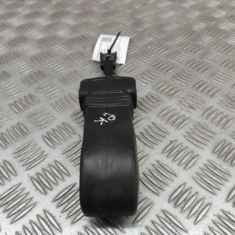 Front door check strap stopper 4H0837249