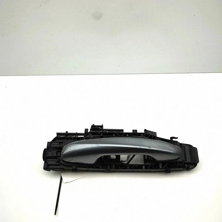 Esiukse välimine käepide A0997601700