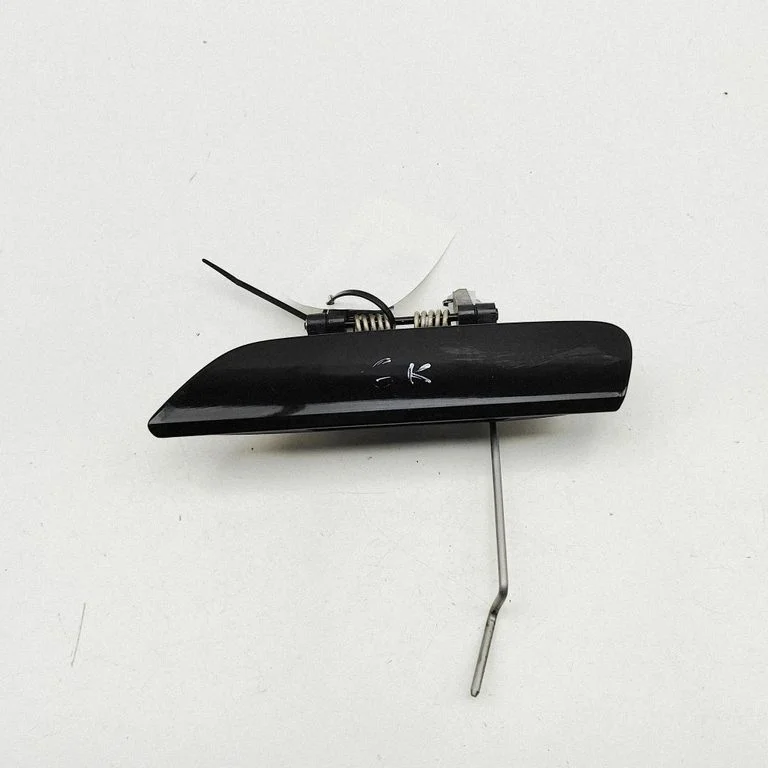 Front door exterior handle EM2EU6205100