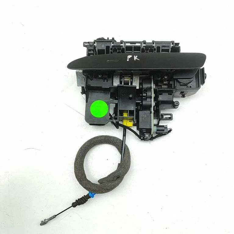 Esiukse välimine käepide – Porsche Taycan 9J1 (2019-)