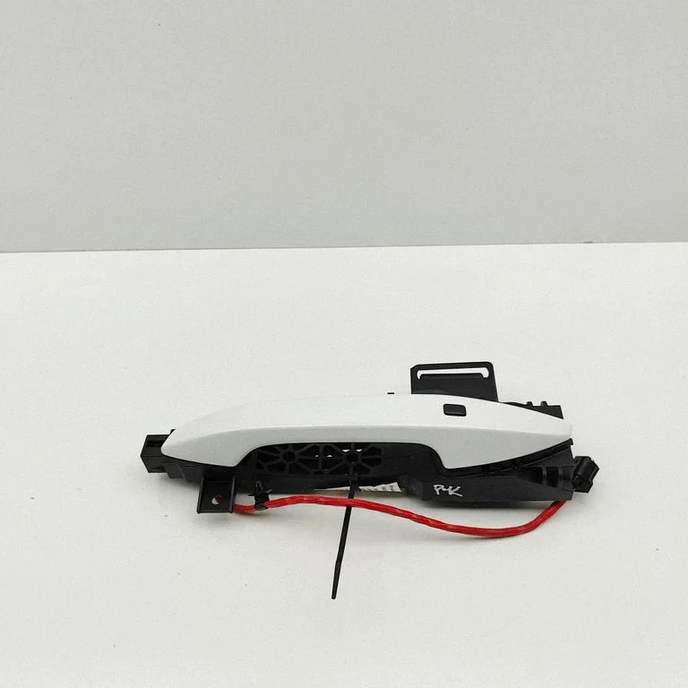 Front door exterior handle 82651R2210