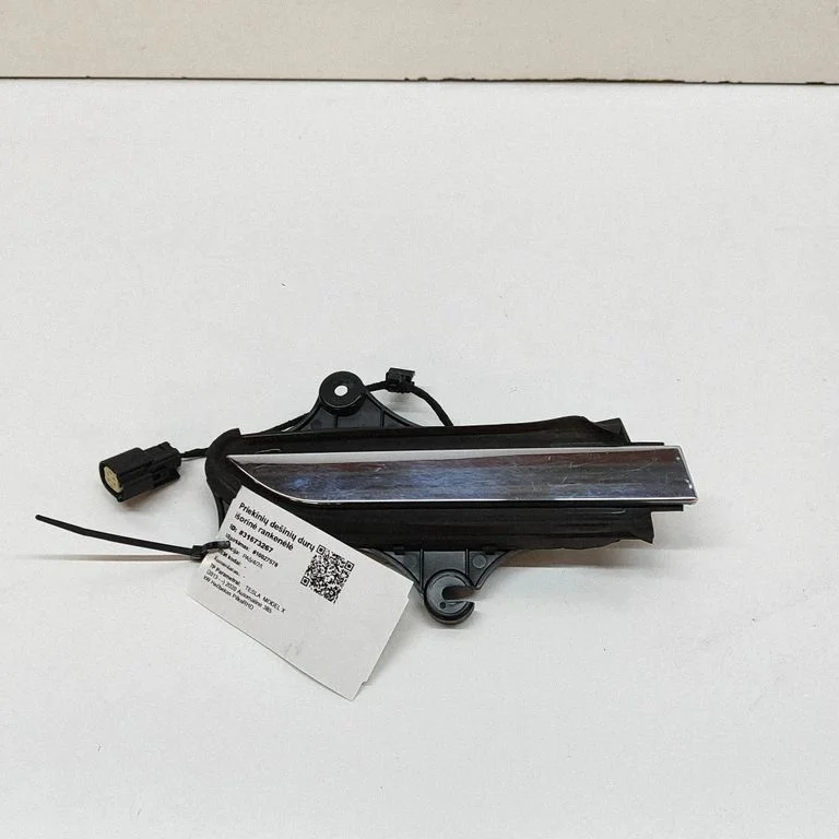 Esiukse välimine käepide 103541900E