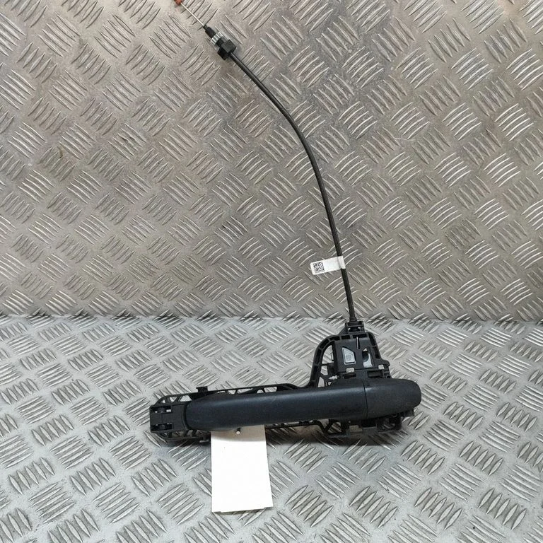 Esiukse välimine käepide A9077600300