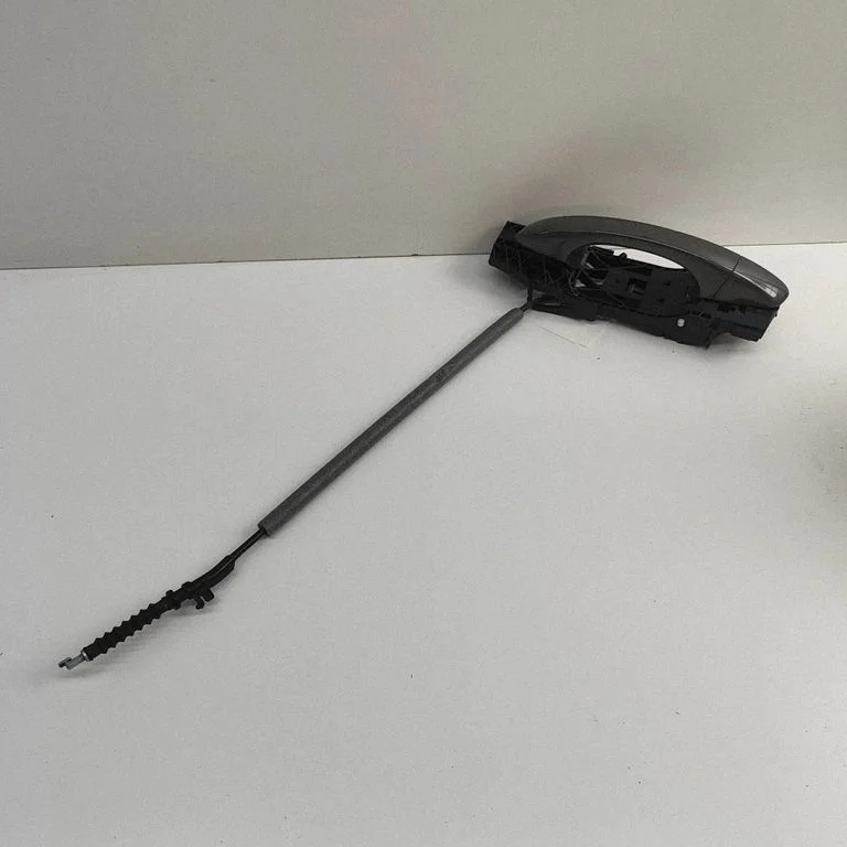 Front door exterior handle 8V0839885