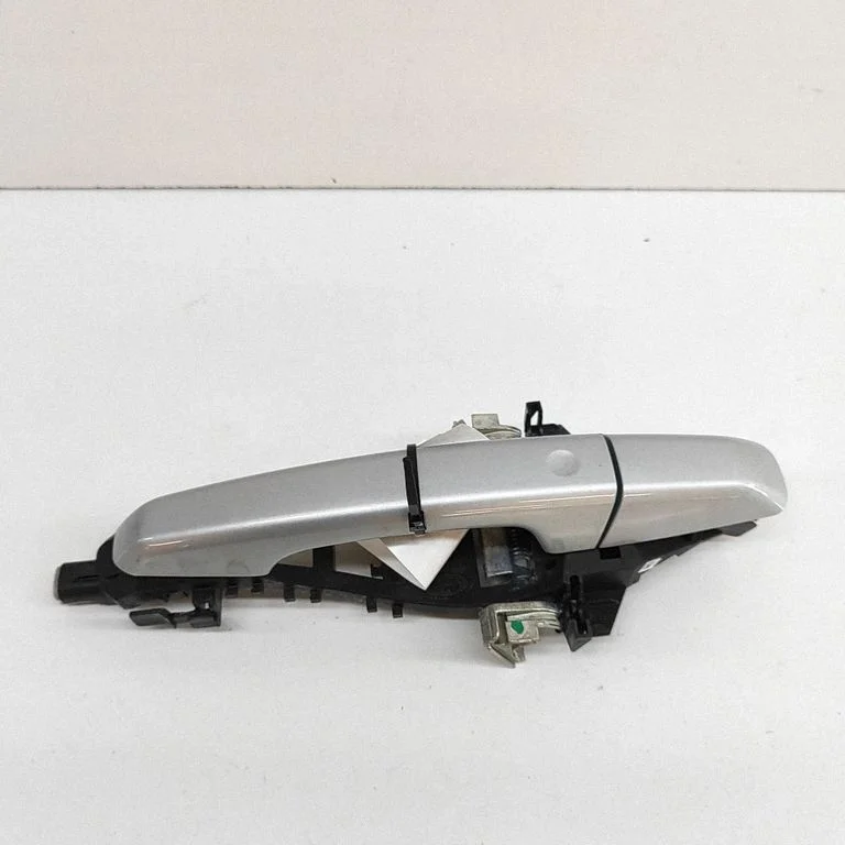 Front door exterior handle BJ32224N02