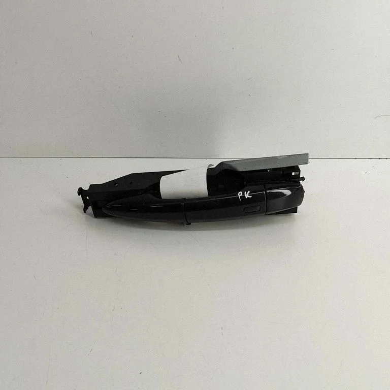 Ārējais atvēršanas rokturis 806116UA0A