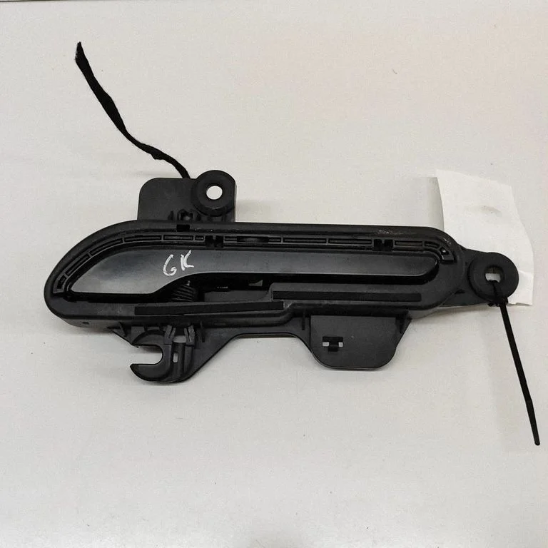 Front door exterior handle 152811400D