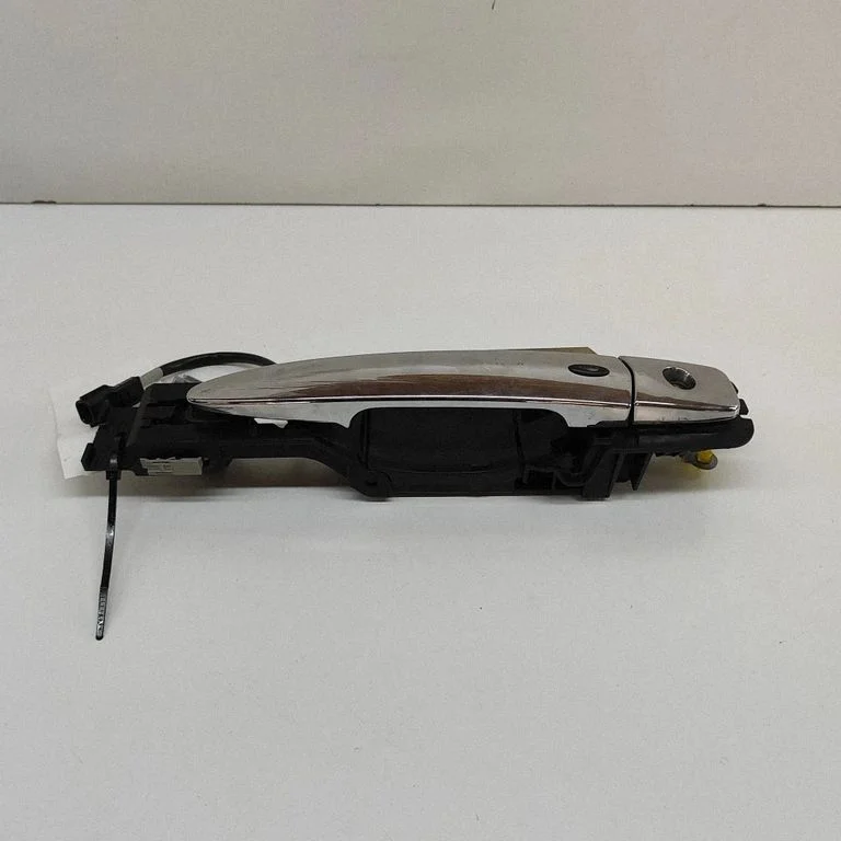 Esiukse välimine käepide 806403NK0B – Nissan Leaf II (ZE1) (2017-2025)