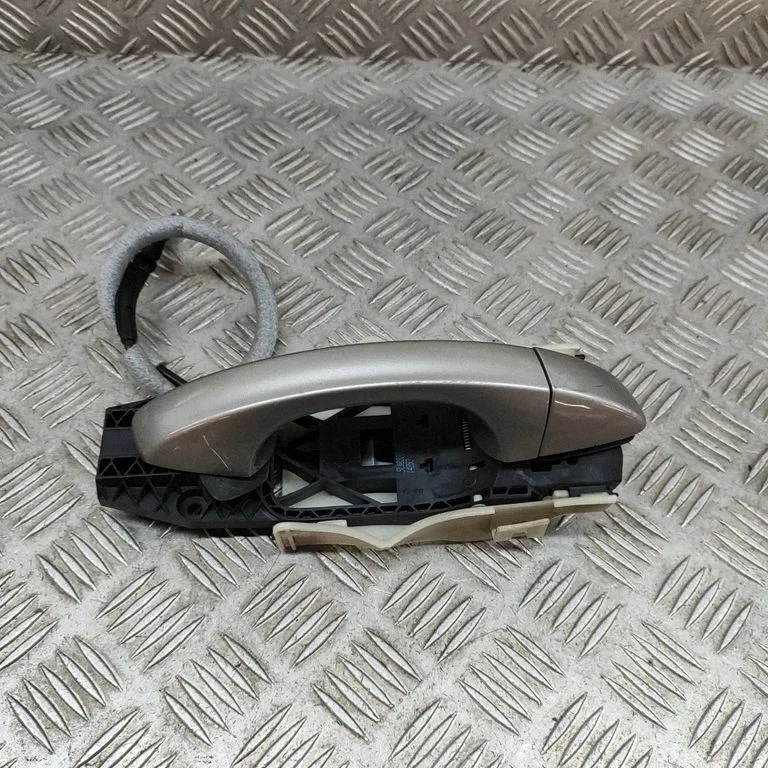 Front door exterior handle – Skoda Octavia Mk3 (5E) (2013-2019)