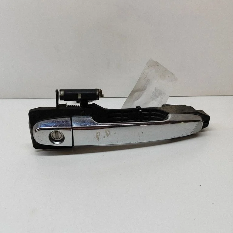 Front door exterior handle – Toyota Hilux (AN10, AN20, AN30) (2011-2015)