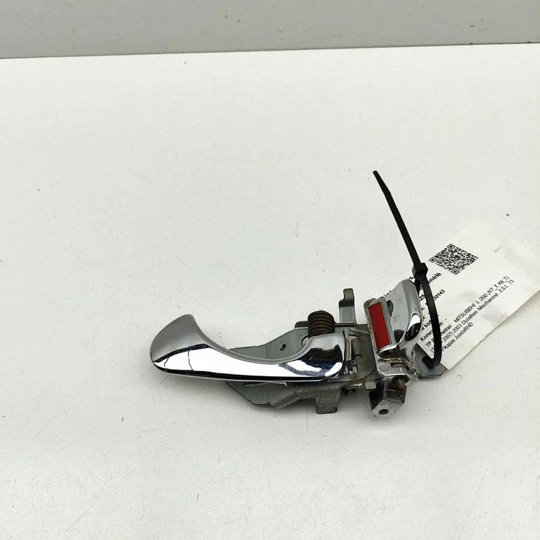 Iekšējais atvēršanas rokturis MR573118