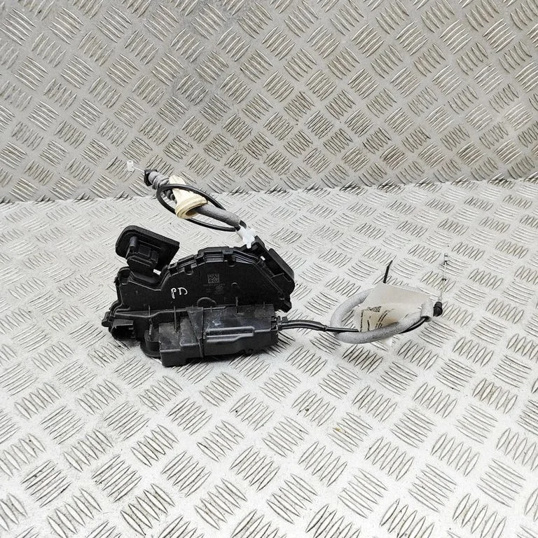 Priekšējo durvju slēdzene – Seat Tarraco (2018-)