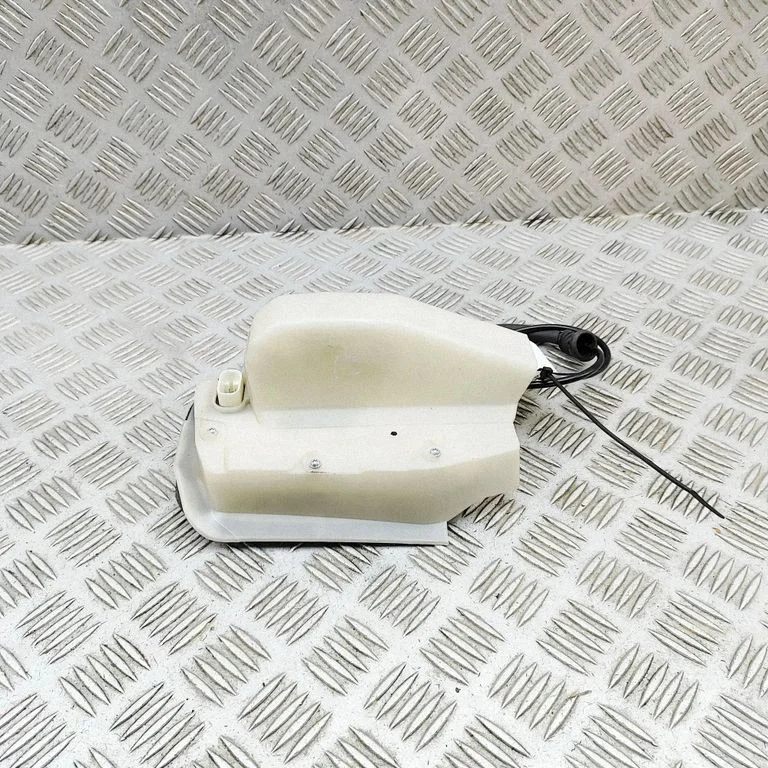 Front door lock – Tesla Model S (2012-)