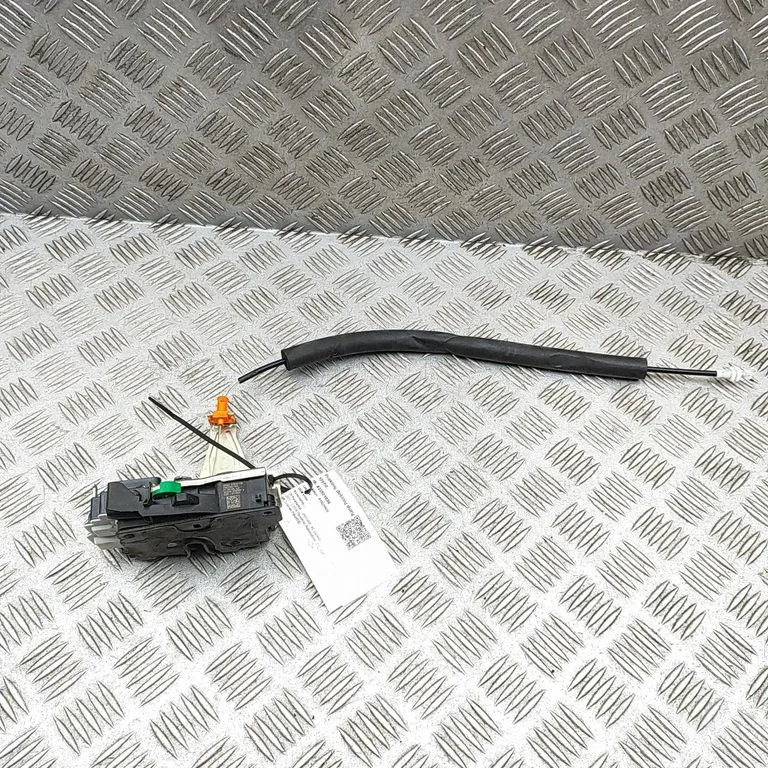 Priekšējo durvju slēdzene GX6A21812CB
