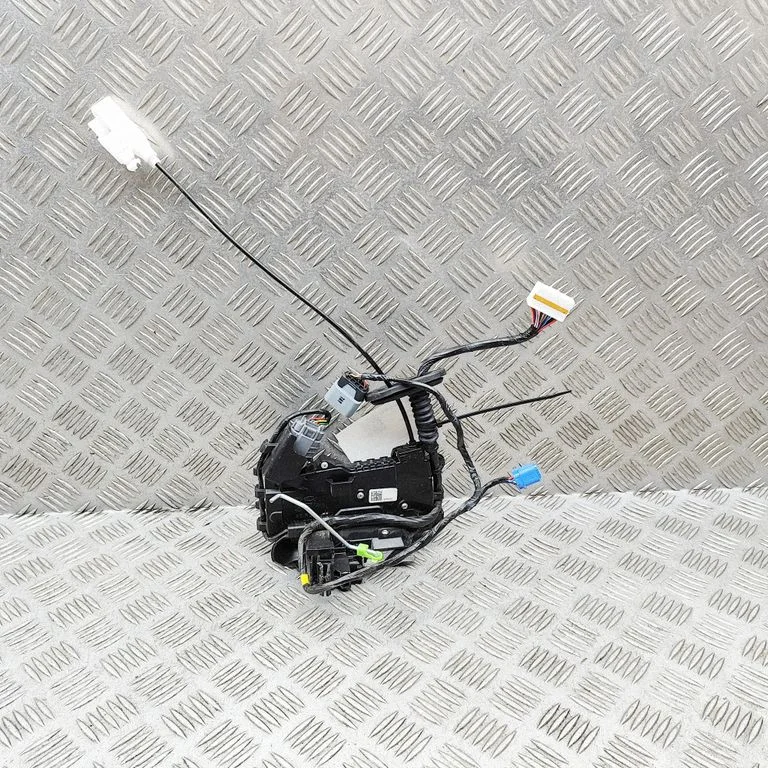 Esiukse lukk 81320CU510 – Genesis GV60 (2021-)