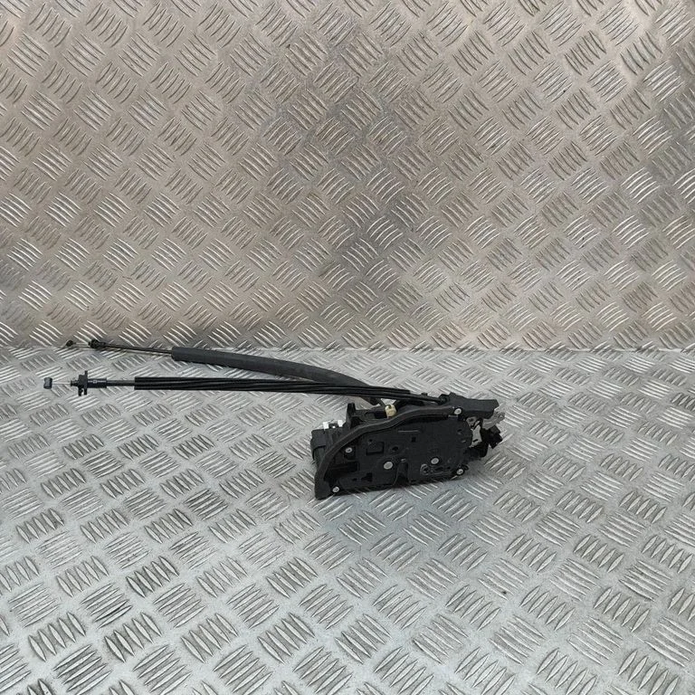 Esiukse lukk N9X2203A28EB