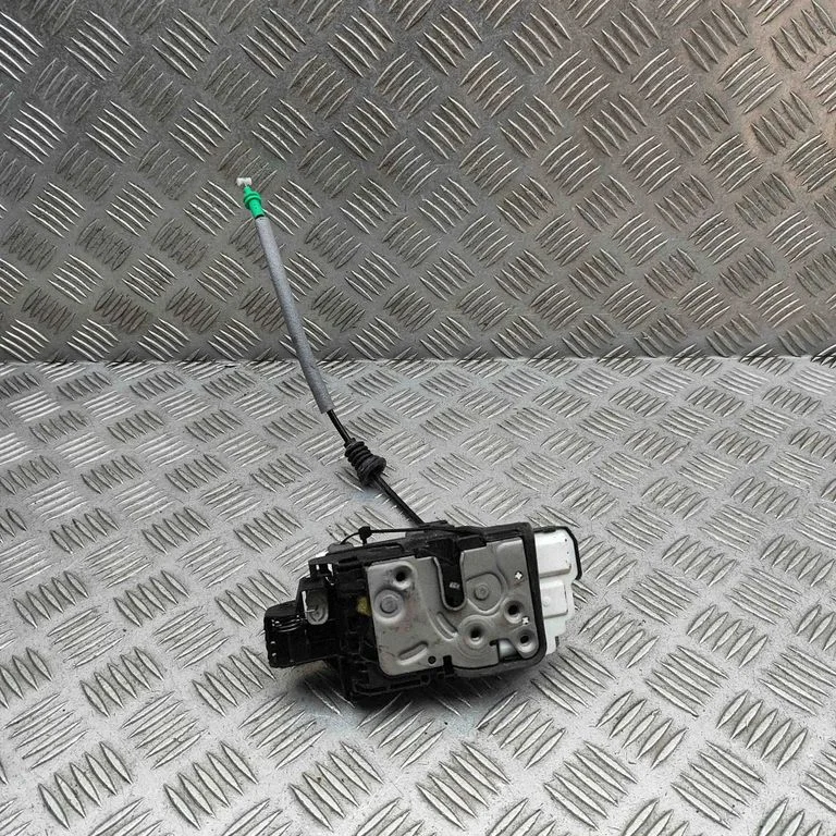 Front door lock – Volvo V60 (2018-)