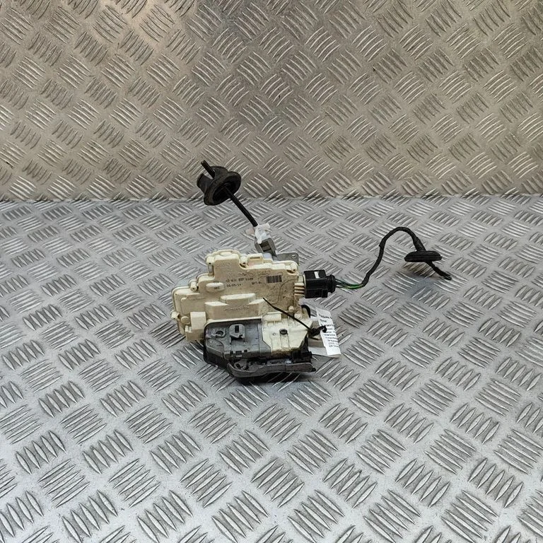 Esiukse lukk – Porsche Cayenne (92A) (2010-2017)