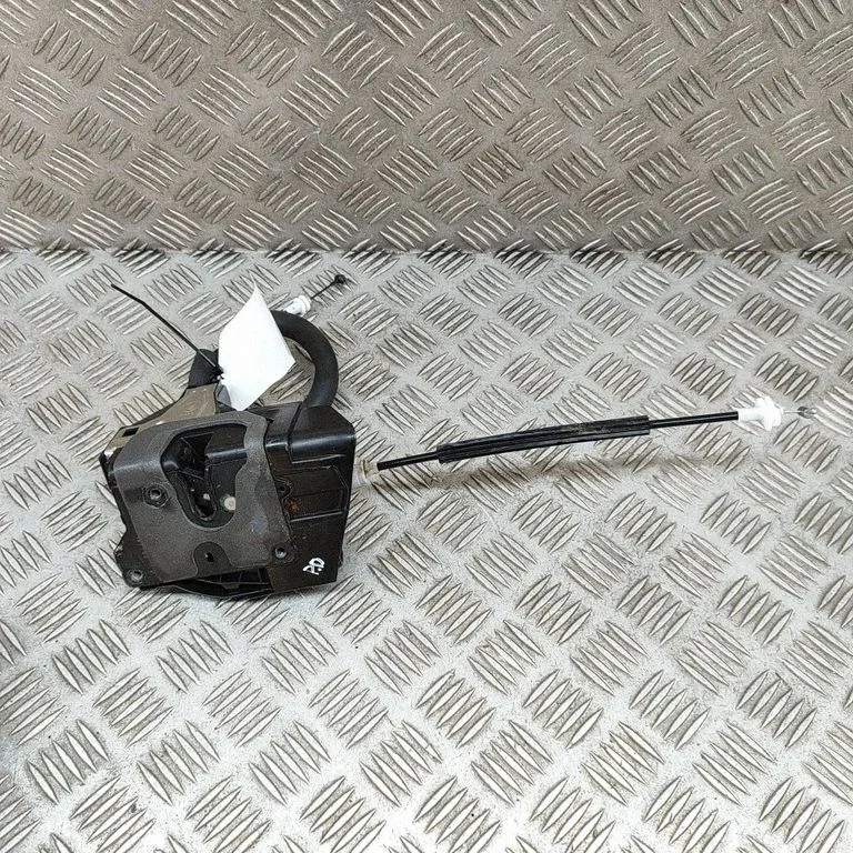 Front door lock