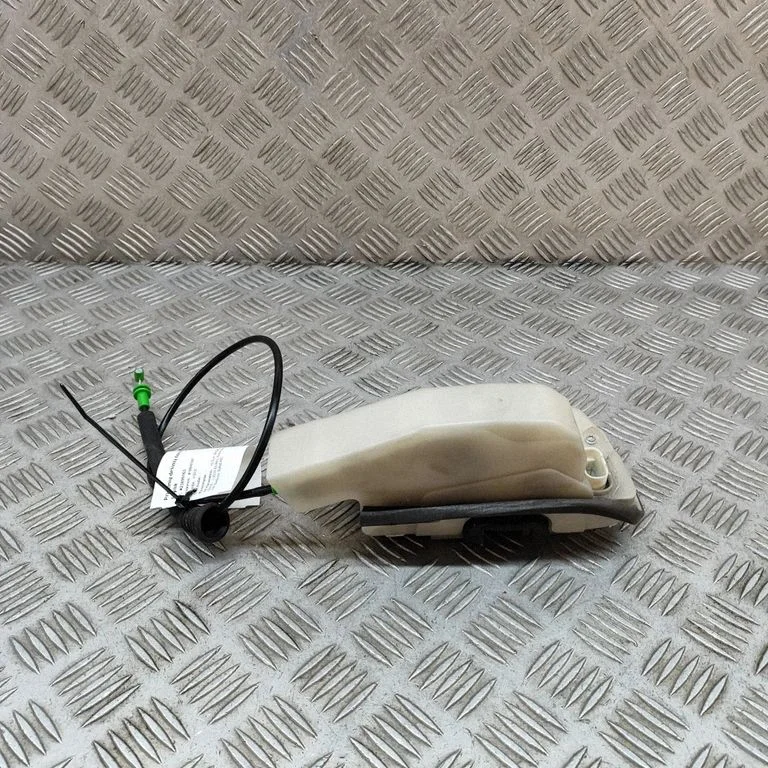 Front door lock – Tesla Model S (2012-)