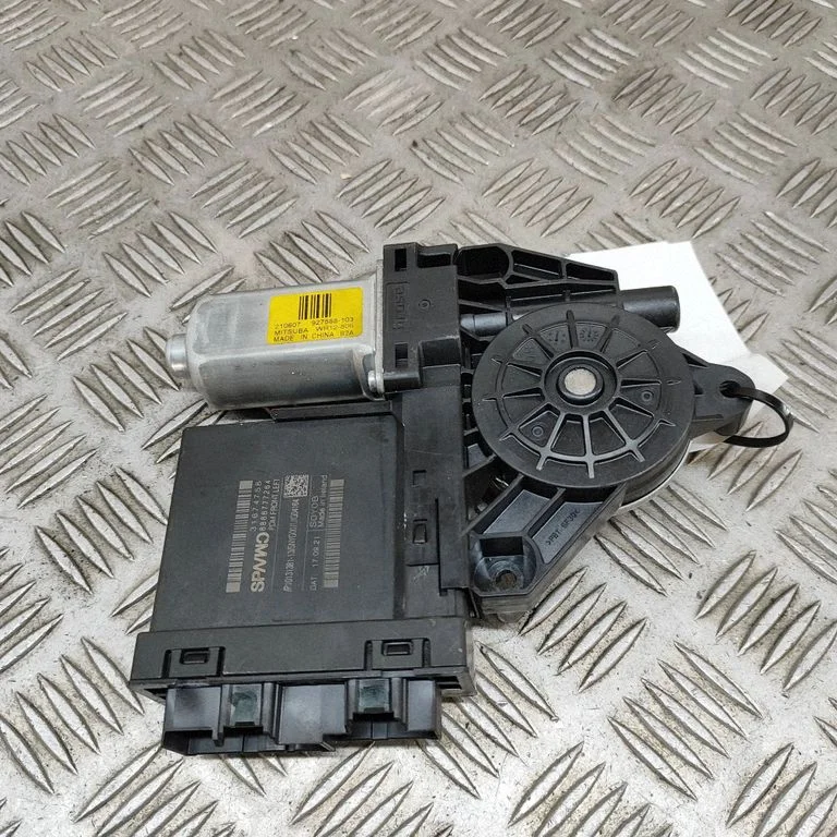 Front door window regulator motor 31674758