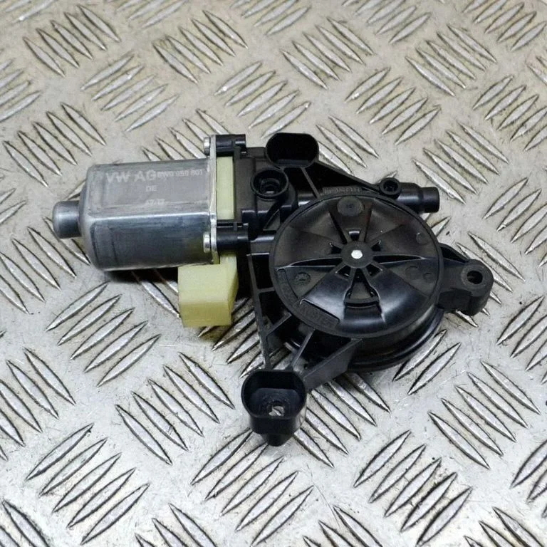 Front door window regulator motor 8W0959801