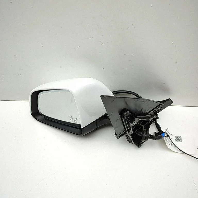 Front door electric wing mirror – Tesla Model Y (2020-)
