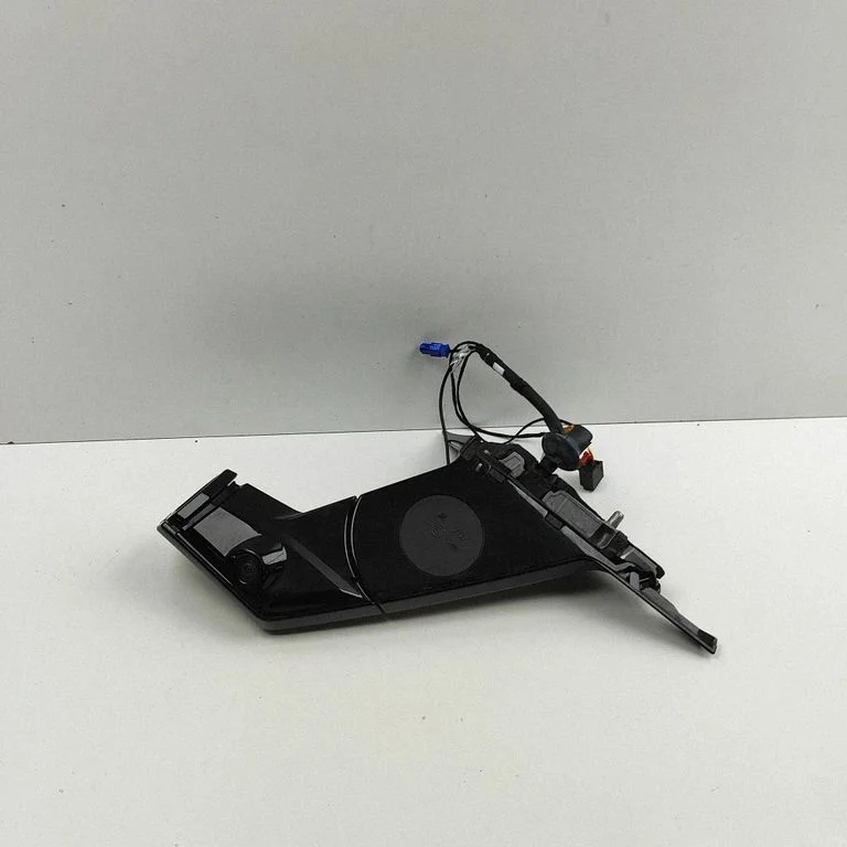 Esiukse elektriline välispeegel 4KE857409G – Audi RS Q8 (2019-)