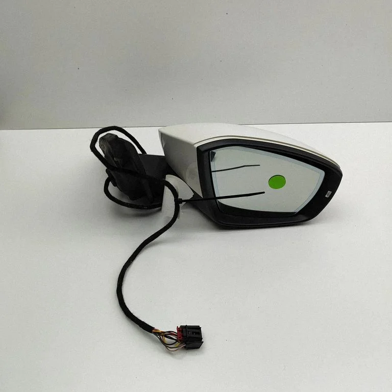 Front door electric wing mirror – Skoda Octavia Mk3 (5E) (2013-2019)