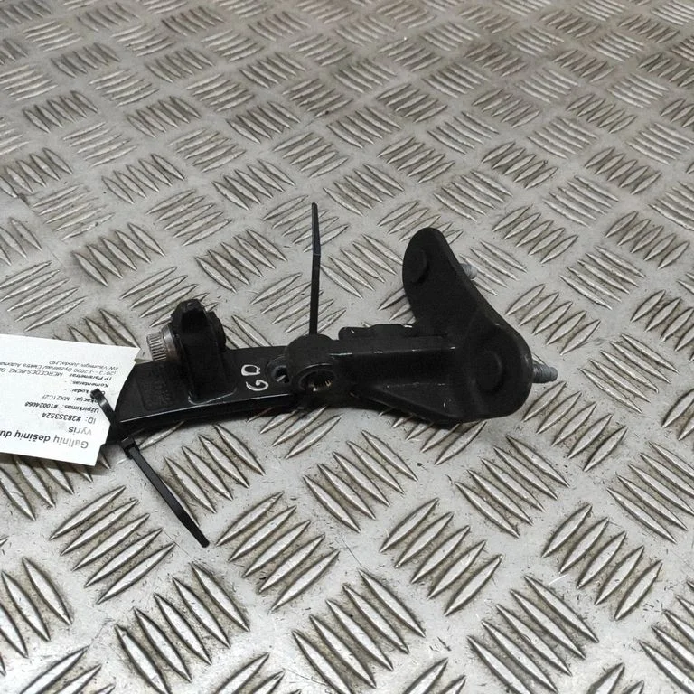 Tagaukse ülemine hing A1677303210